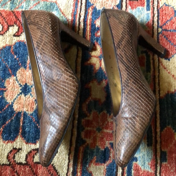 Stewart Weitzman Vintage Python Heels Y2K - Picture 3 of 5